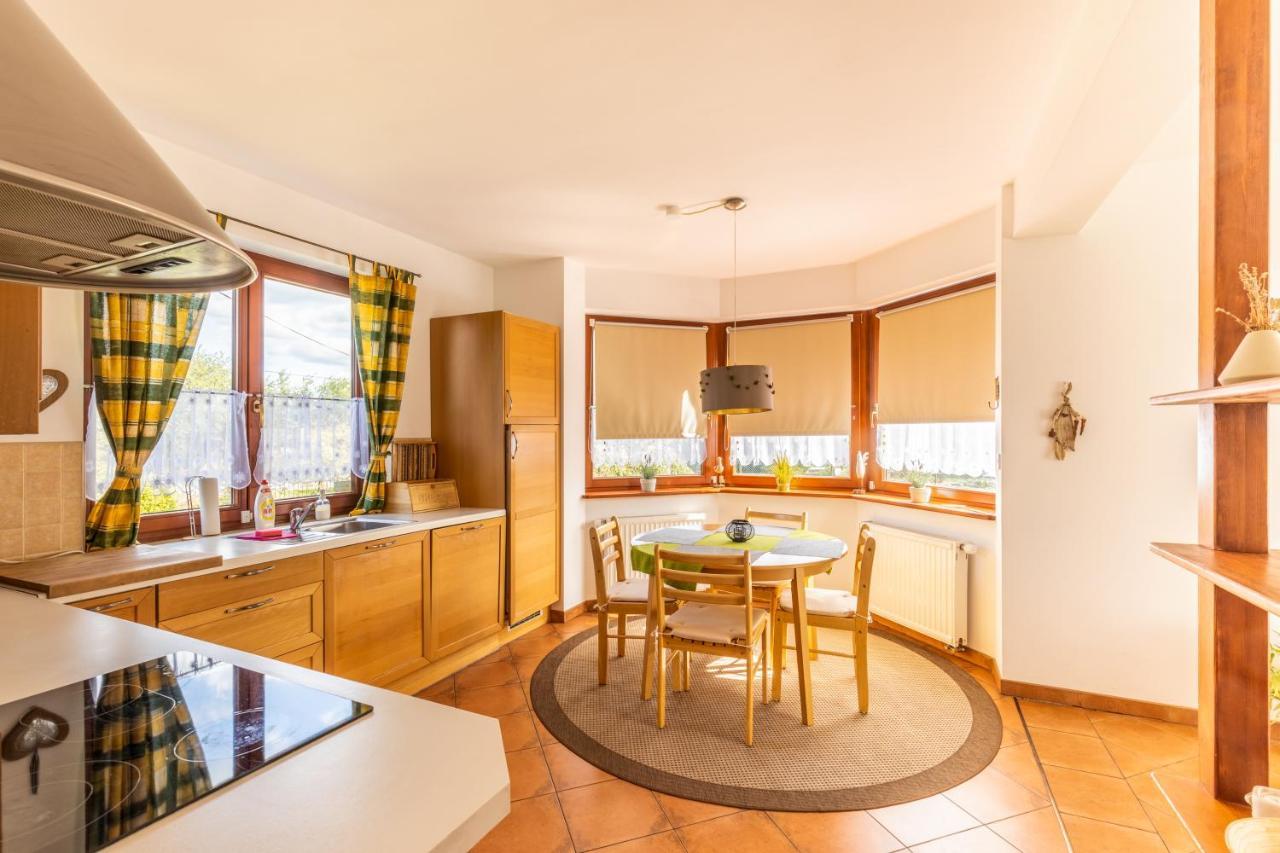 Landhaus Mit Garten ชเตชชิน ภายนอก รูปภาพ