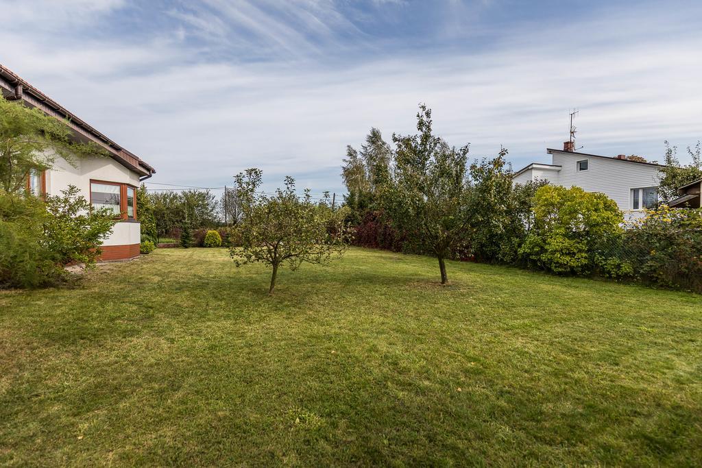 Landhaus Mit Garten ชเตชชิน ภายนอก รูปภาพ